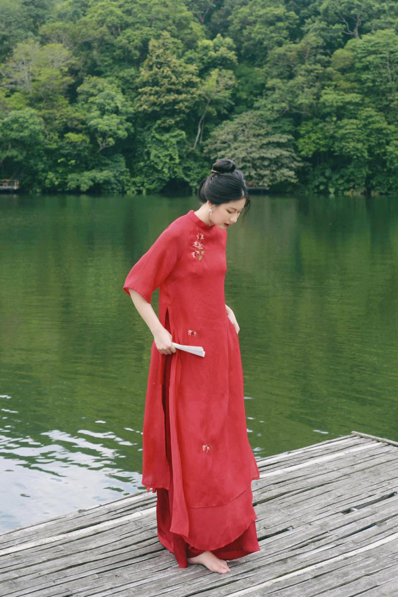Loose Embroider Floral Ao Dai