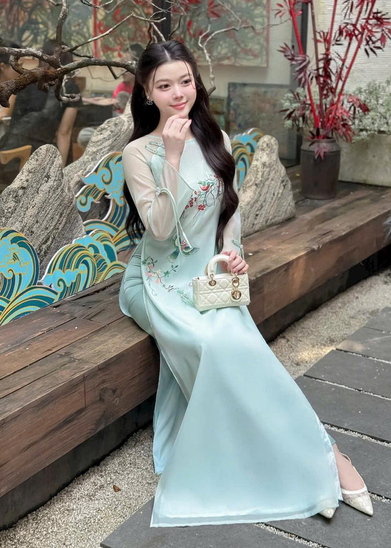 Embroidered Light Geen Silk Modernize Ao Dai