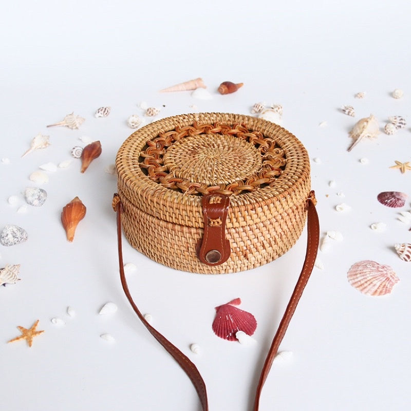 Bohemian Round Rattan Sedge Bag