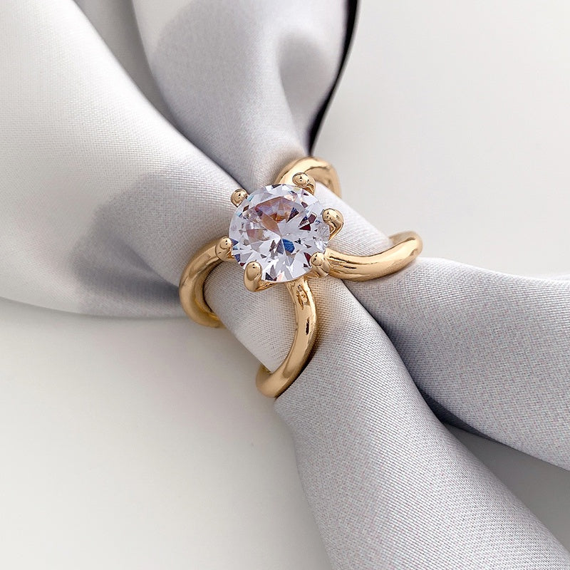 Elegant Feminine Gold Pearl Scarf Ring