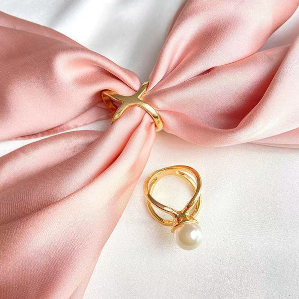 Elegant Feminine Gold Pearl Scarf Ring