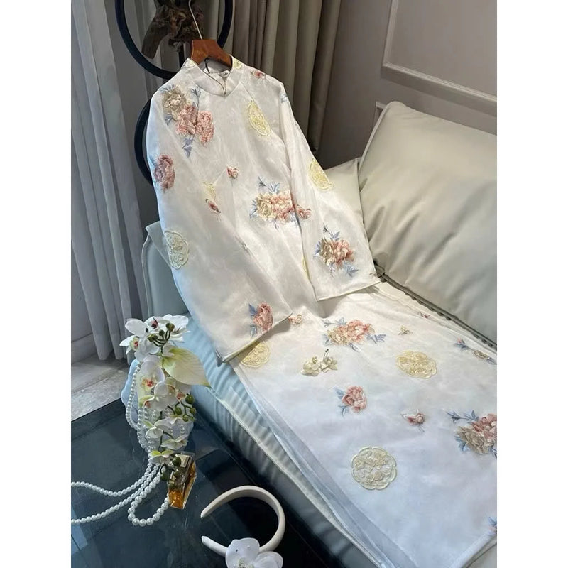 Hoa Linh Embroidered Chiffon Modernize Ao Dai