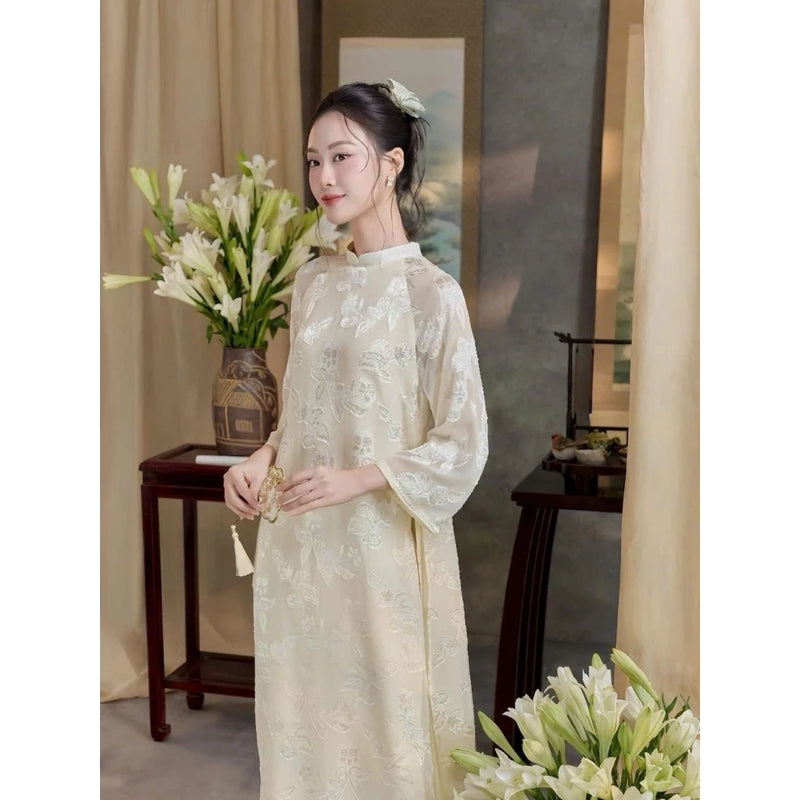 Loose Embroider Floral Ao Dai