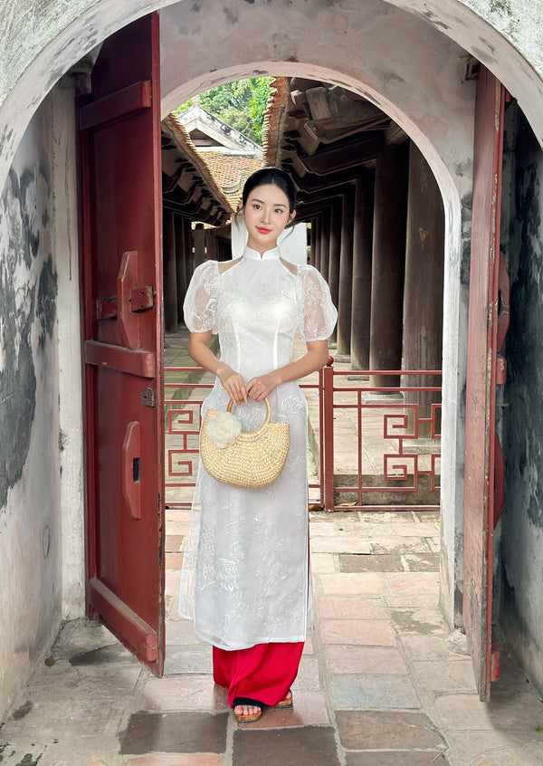 White Lace Modernized Ao Dai