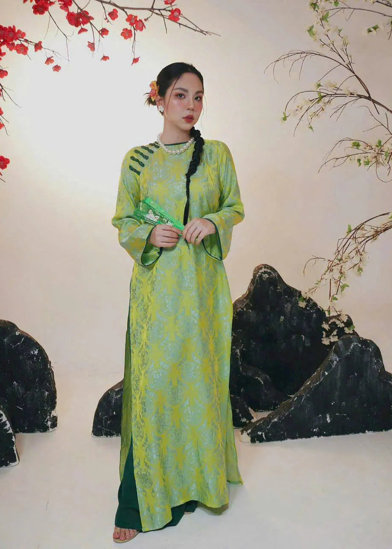 Young Green Silk Modernize Ao Dai