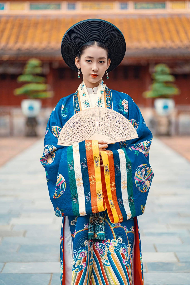 Old-Fashioned Ao Dai | Ao Nhat Binh