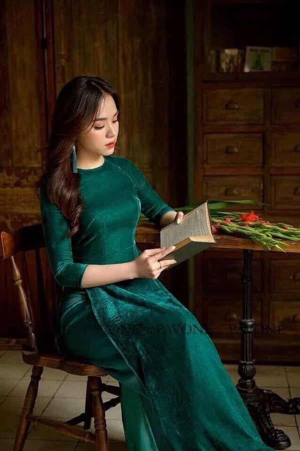 Vietnam Traditional Ao Dai | Ao Dai Nhung Co Tron