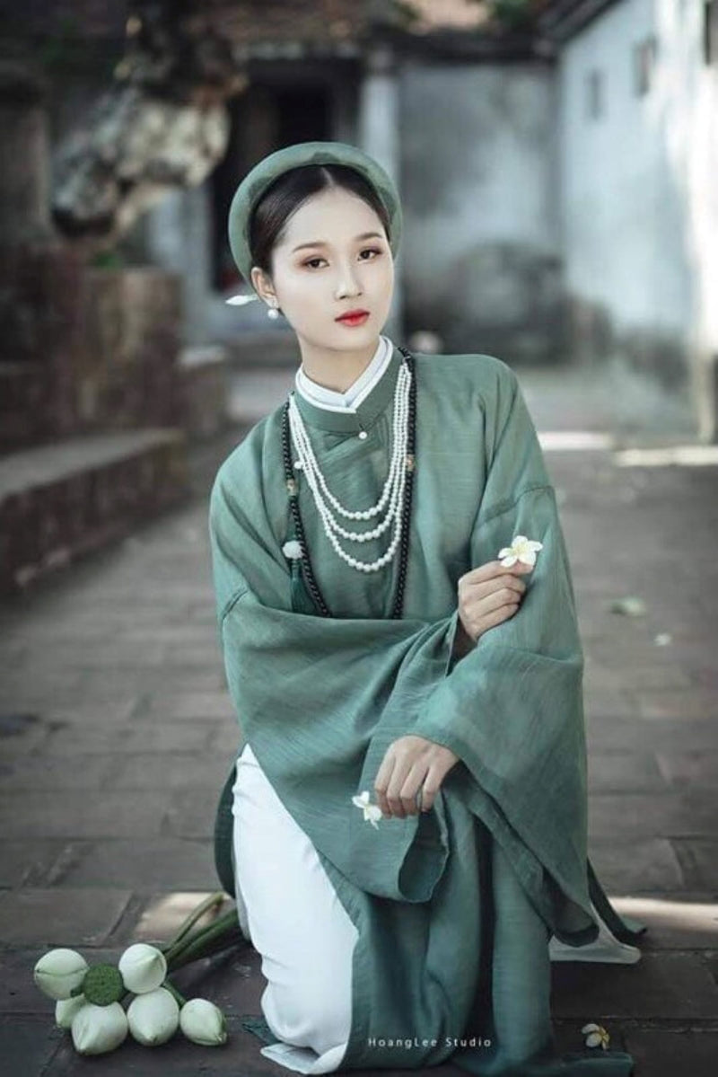 Old-fashioned Ao Dai | Co Phuc Viet Nam